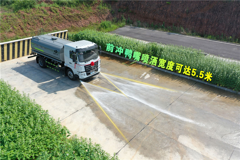 東風華神F5灑水車_功能效果_展示圖_華神12方灑水車